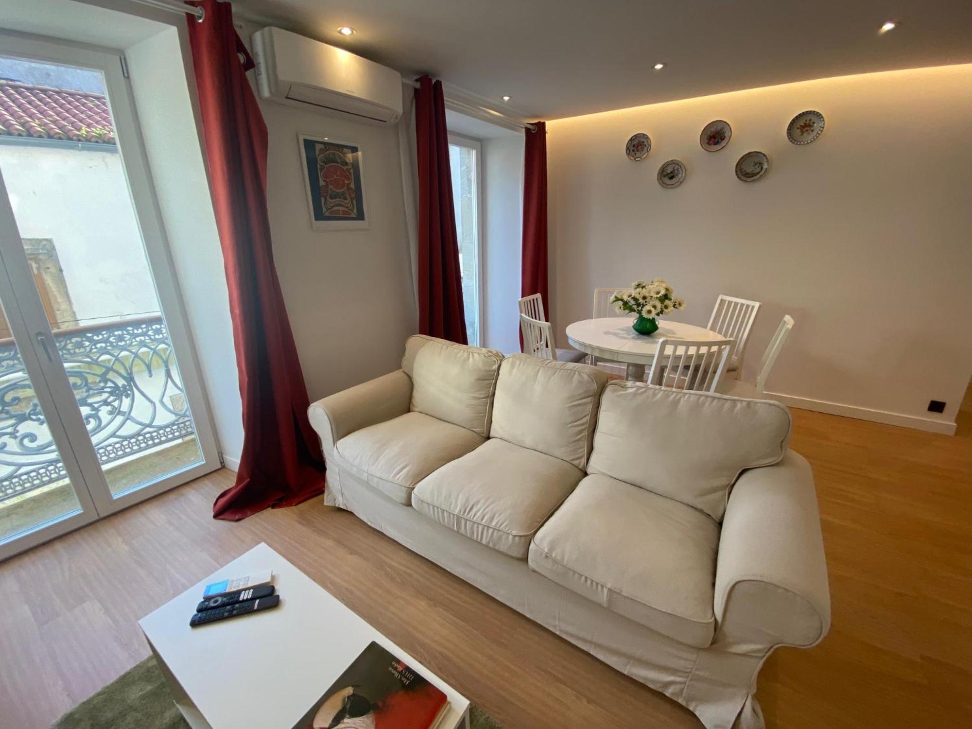 Apartamento En El Casco Antiguo De Bayona 바이오나 외부 사진